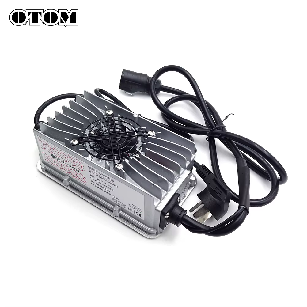 OTOM Light Bee – chargeur de batterie de moto