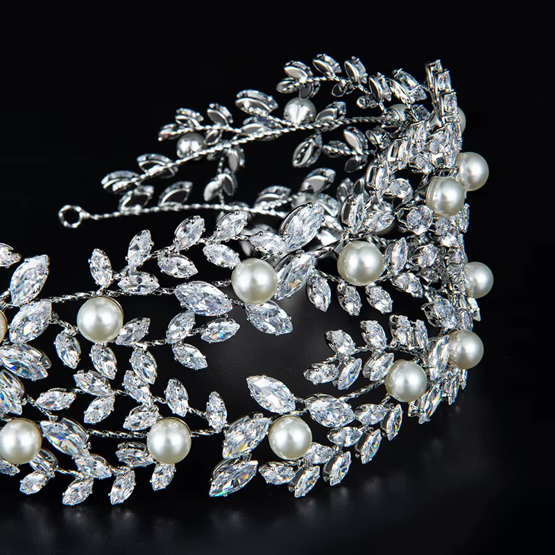 Accessoires pour cheveux de mariage, bandeau de mariée, diadèmes en cristal CZ, perles, diadèmes et couronnes de mariée élégantes, couvre-chef pour fête d'anniversaire pour femmes