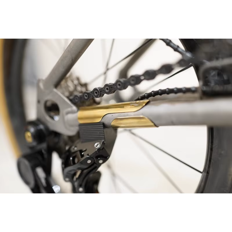 Protecteur de cadre de vélo pour autocollant triangle arrière Brompton en alliage d'aluminium avec 3Mdouble colle