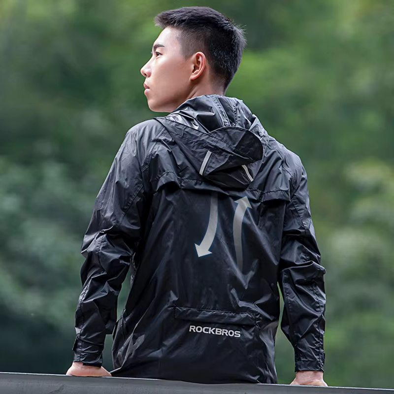 Manteau de pluie à capuche de cyclisme