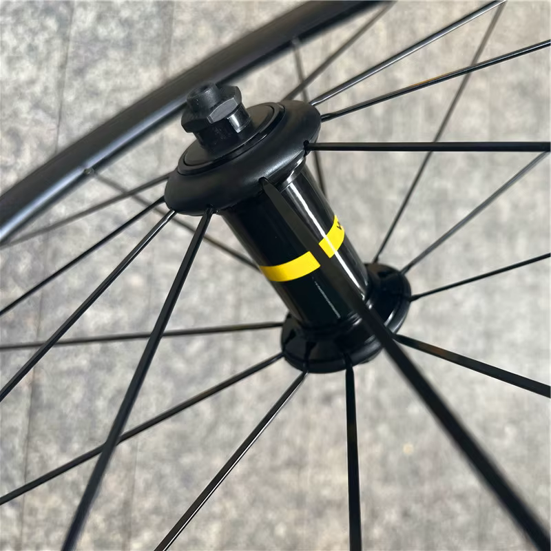 Le plus récent 700C avant 60mm + arrière 88mm vélo de route UD pleine fibre de carbone