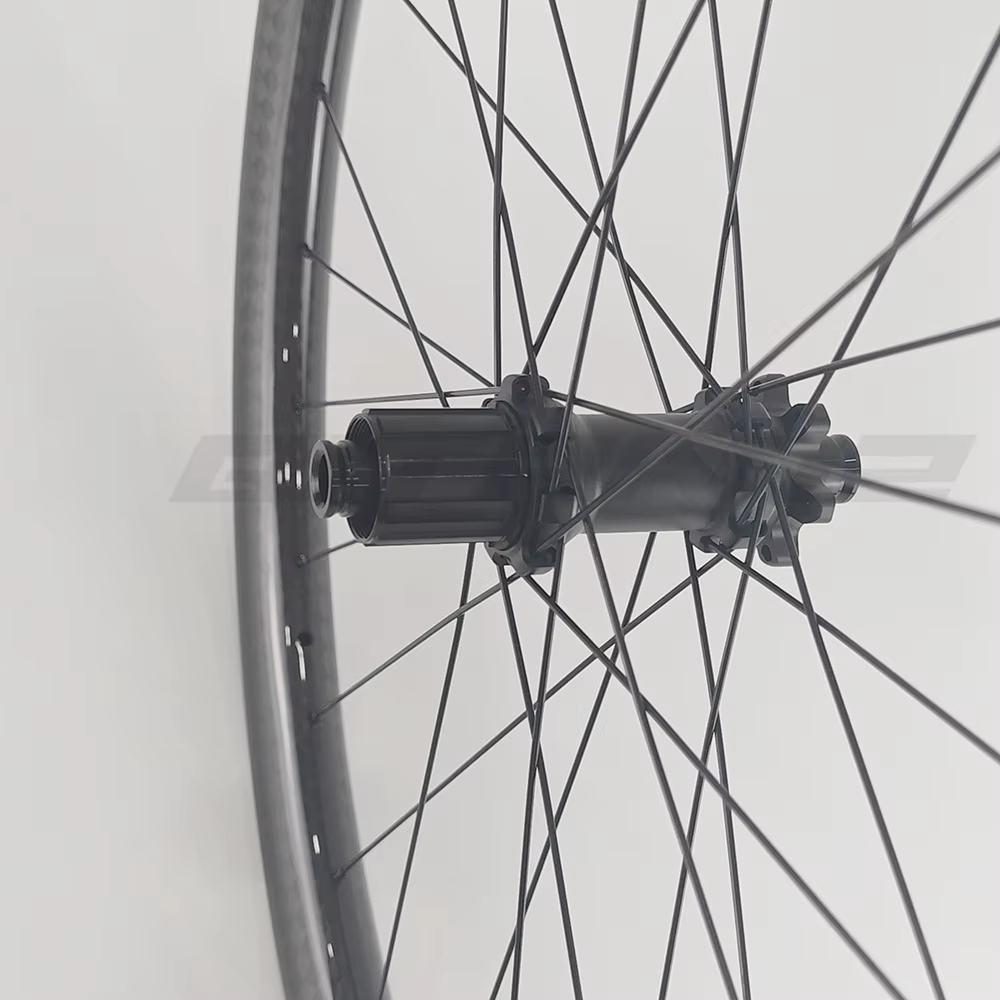 29er 27.5 roues en carbone vtt 30mm 33mm 35mm 36mm