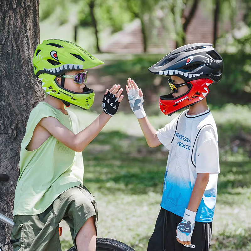 ROCKBROS Casque de vélo pour enfants détachable intégral léger réglable respirant Balance Scooter