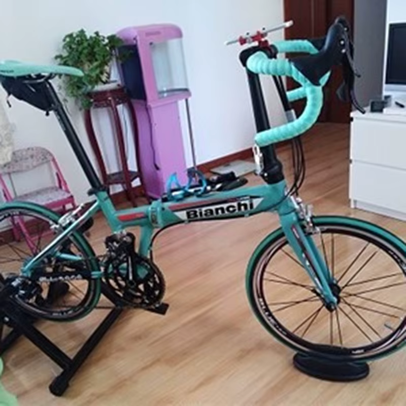 Support de stabilisation de roue avant de vélo d'appartement