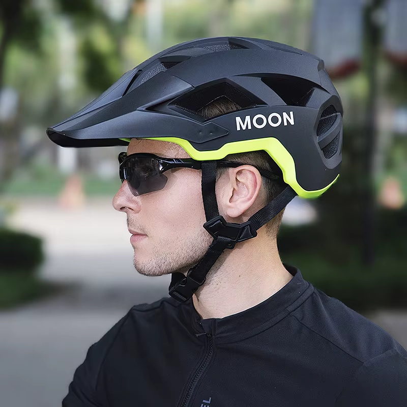 Casque de vélo de montagne pour hommes et femmes