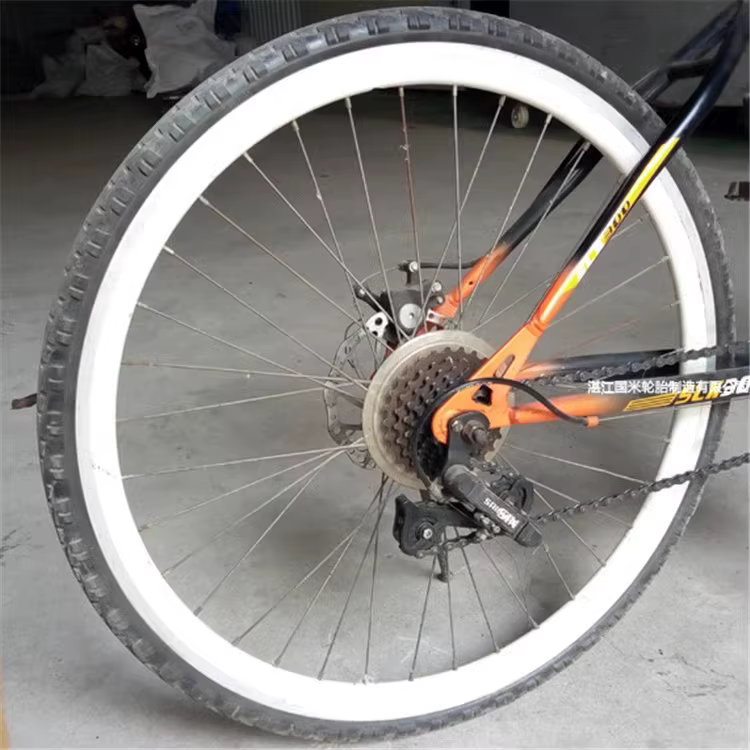 Pneus solides adaptés aux tailles 26x1.95