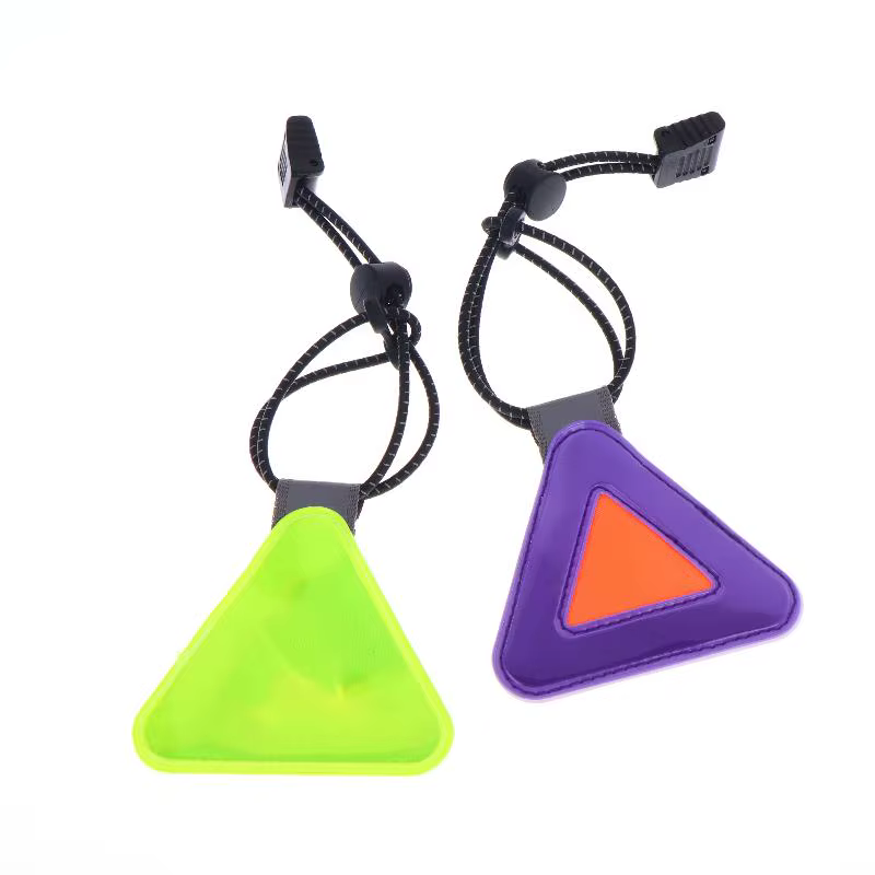 Panneaux réfléchissants triangulaires pour vélo