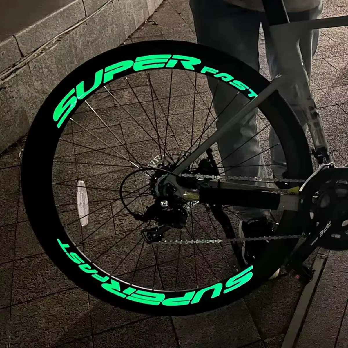 Autocollants lumineux pour jantes de vélo