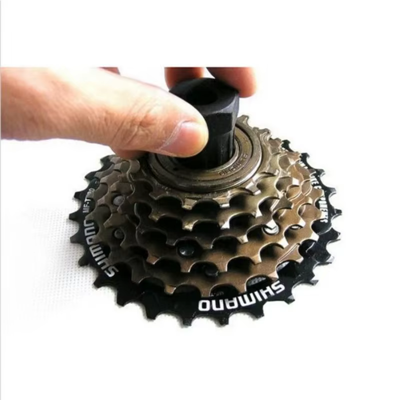 Clé de démontage et de réparation de vélo en acier au carbone durable à 12 dents pour cassette