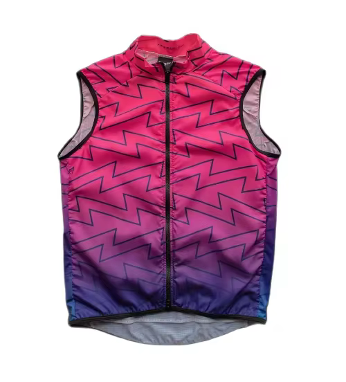 Le nouveau gilet de cyclisme sur route ultra-fin coupe-vent avec recharge intégrée peut être personnalisé gratuitement