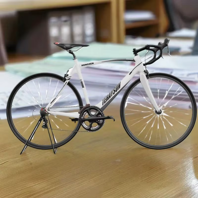 Support de stationnement vertical triangulaire pour vélo