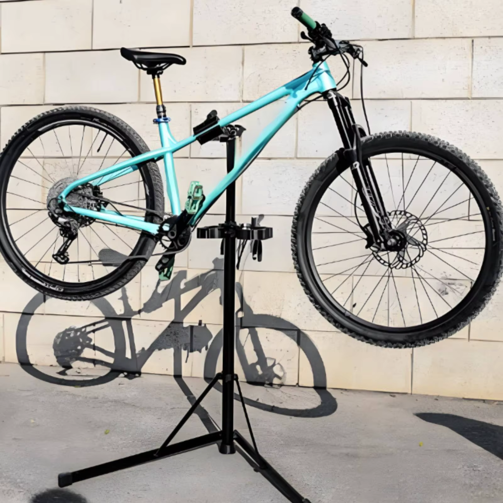 Support de réparation de vélo réglable avec pince