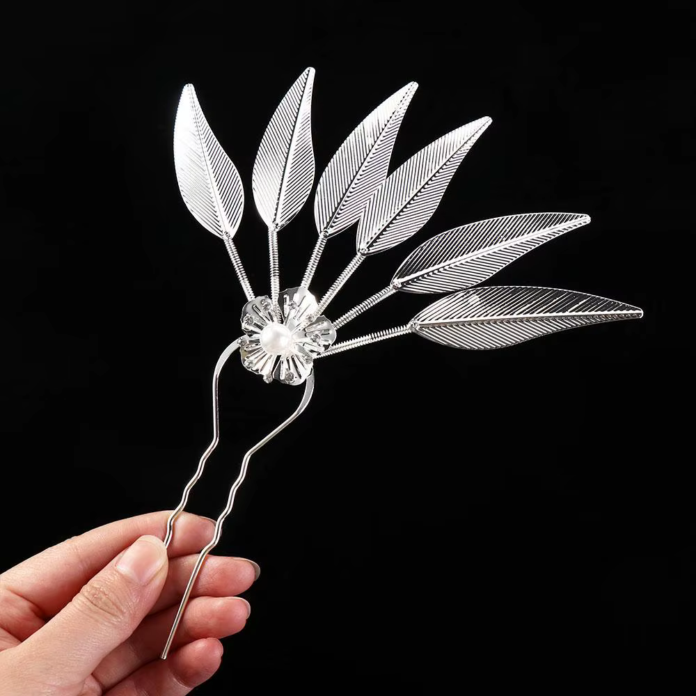 Accessoires pour cheveux feuille fleur fille accessoires pour cheveux bâtons de cheveux en métal coiffure thaïlandaise Style ancien chapeaux épingle à cheveux en forme de U
