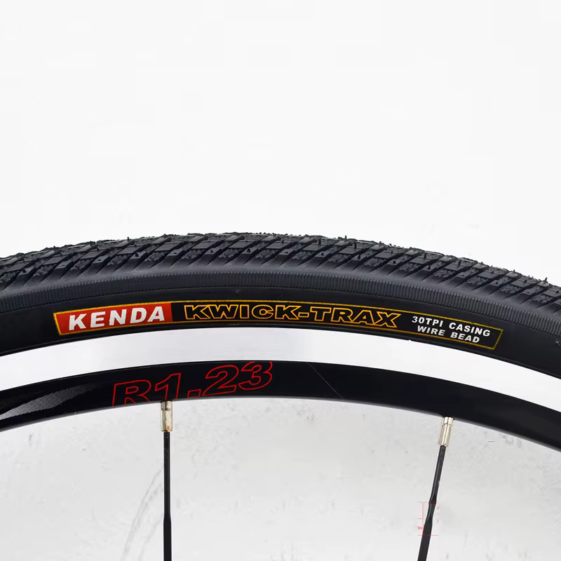 1 paire de pneus de vélo KENDA 700C