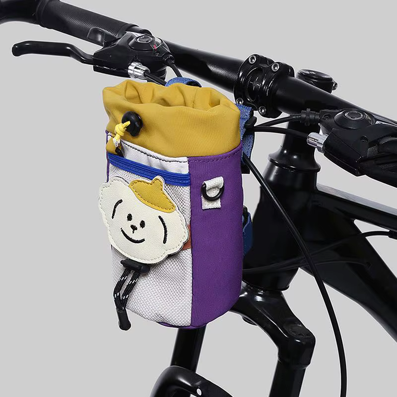 Panier avant de vélo mignon de style dessin animé