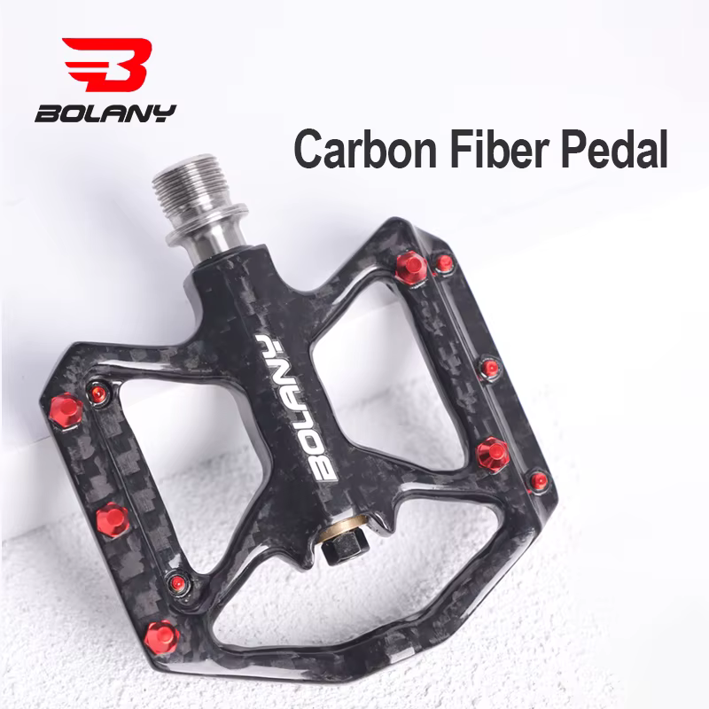 Pédales de vélo en fibre de carbone ultralégères coordonnantes