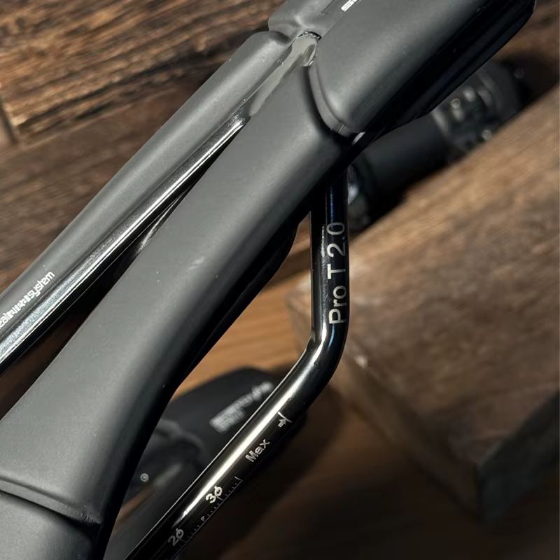 Selle de vélo de route Prologo Scratch M5 250x140 ou 250x147mm Rail Tirox et acier allié T2.0