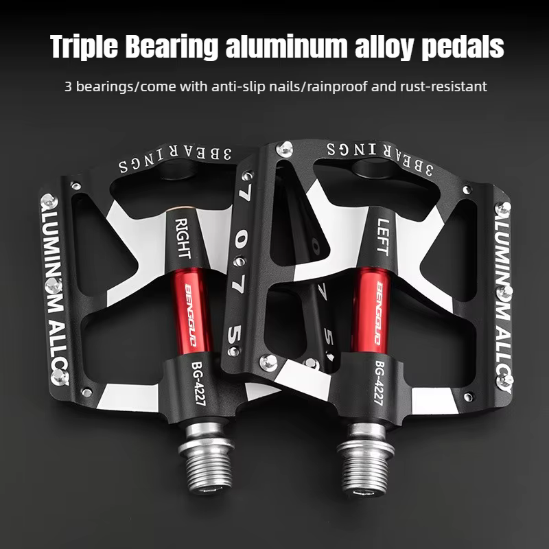 Pédales de vélo à triple roulement