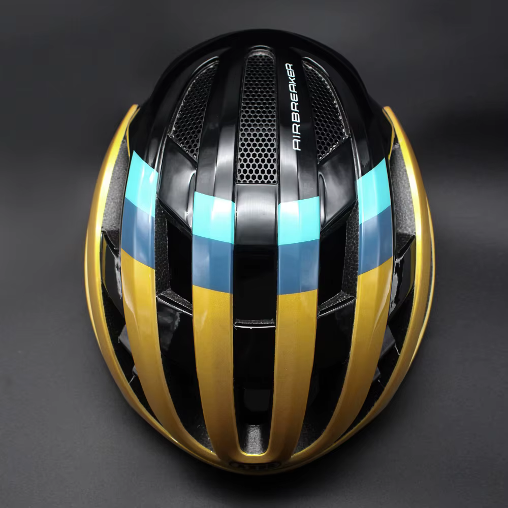 Casque de cyclisme sur route rouge