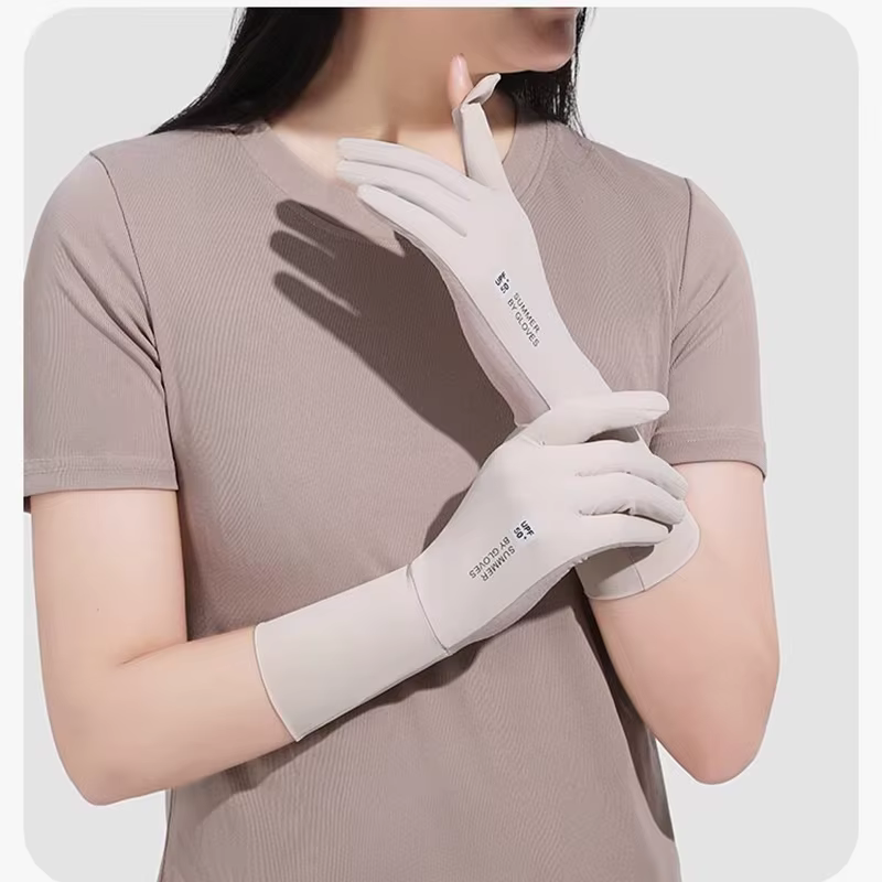 Gants de cyclisme pour femmes en soie glacée