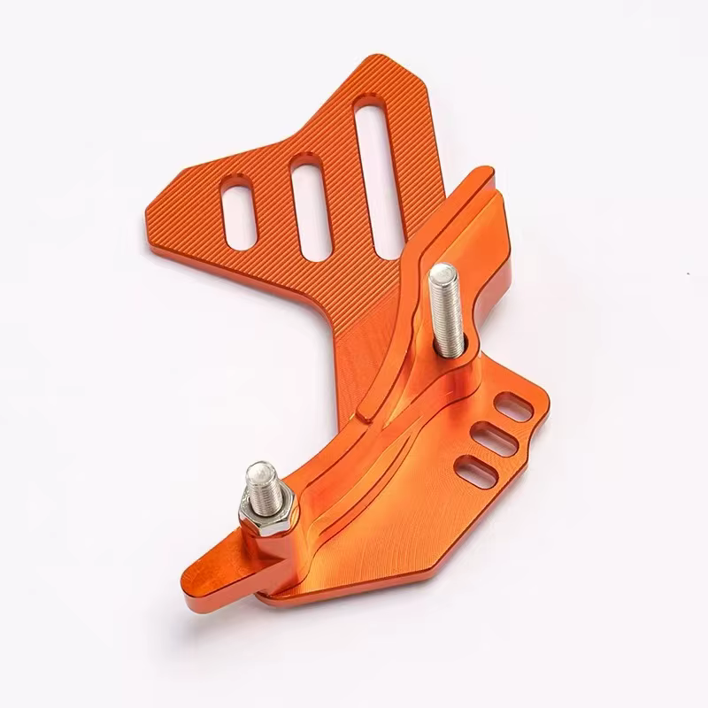 Dispositif de protection d'engrenage adapté aux vélos tout-terrain KTM SX