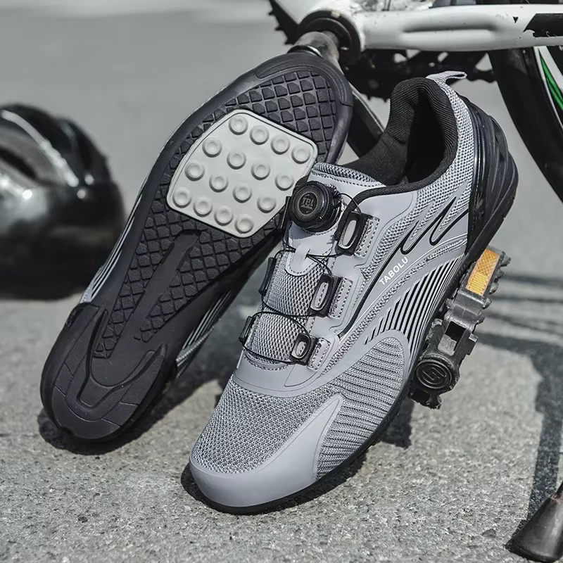 Chaussures de cyclisme plates en carbone pour hommes et femmes