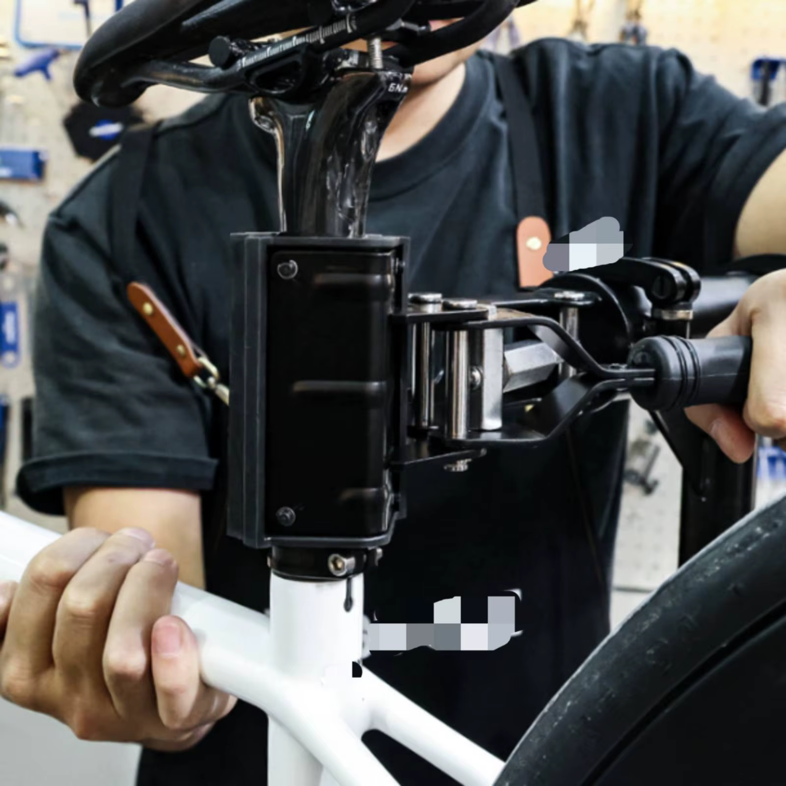 Support de réparation de vélo réglable avec pince