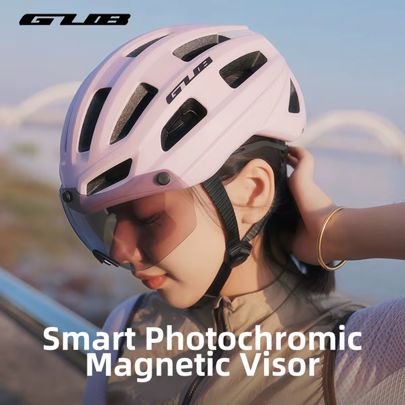 Casque de vélo GUB D85 avec visière magnétique photochromique intégrée