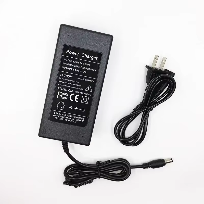 Chargeur de batterie au Lithium 54.6V 2A