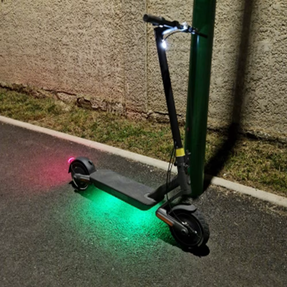 Lumières stroboscopiques Led RGB pour Scooter