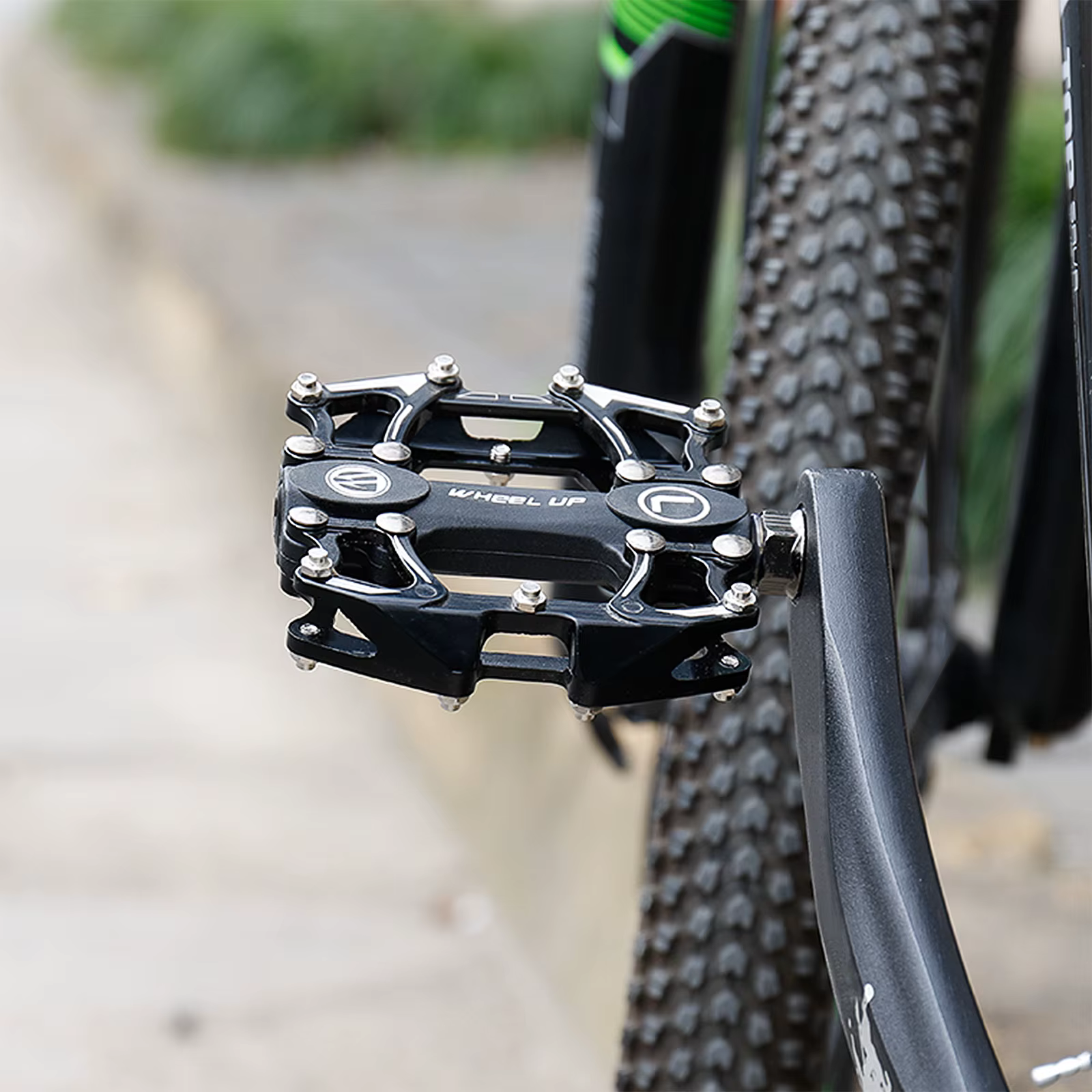 Pédales de vélo en alliage d'aluminium durable, accessoires de pédales de VTT