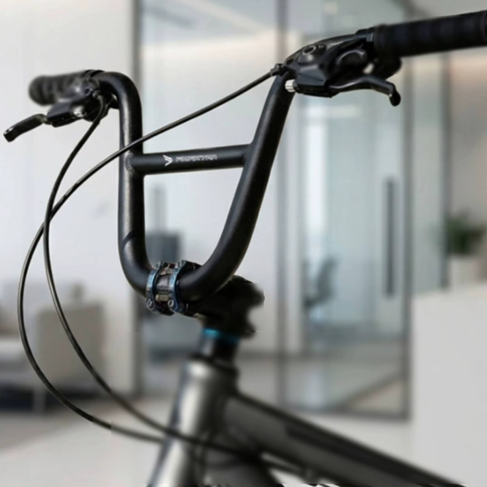 Guidon de VTT robuste et durable avec une montée en hauteur