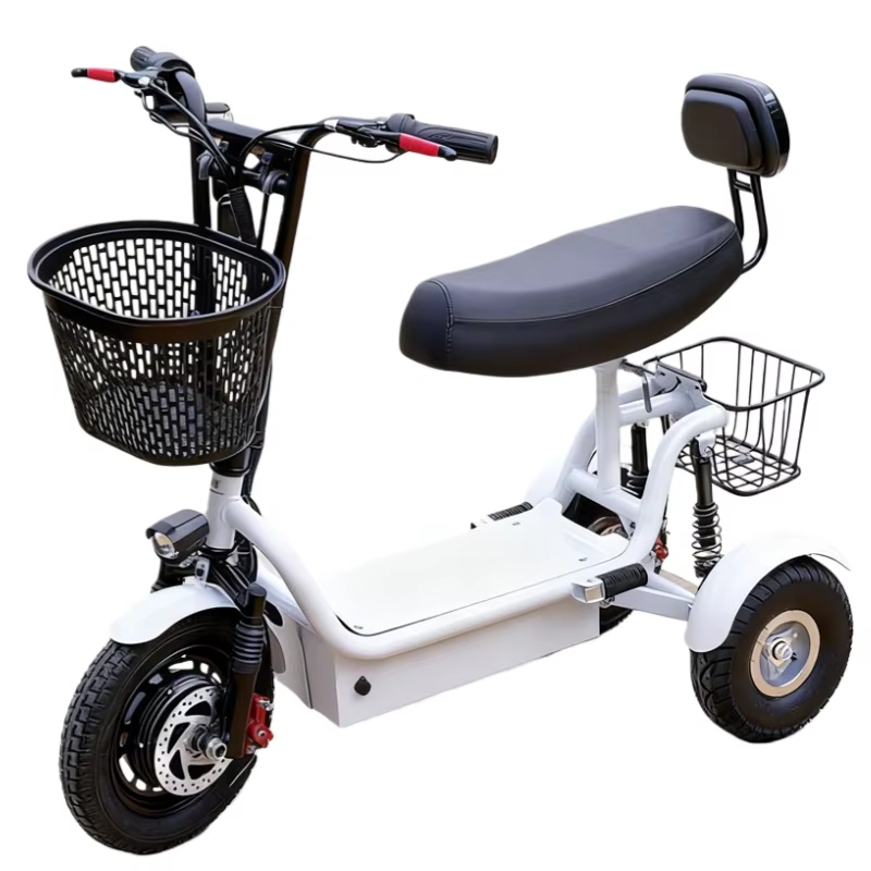 Scooter de mobilité pliant de mode longue portée 60km famille légère avec 2 paniers 800W Scooter électrique à 3 roues pour les femmes adultes