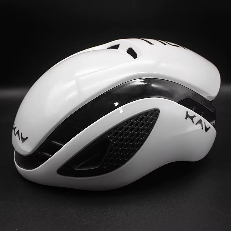 Casque de vélo aérodynamique pour hommes