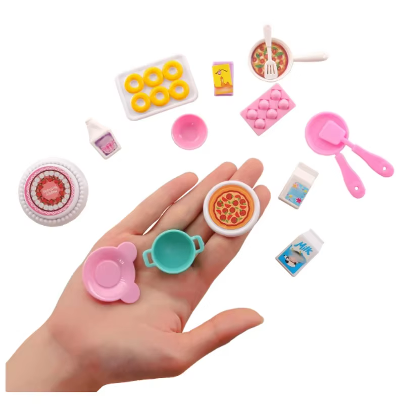 Accessoires de poupée Kawaii, outils d'apprentissage et d'entretien, mini-objets mignons pour maisons de poupées, couleur aléatoire