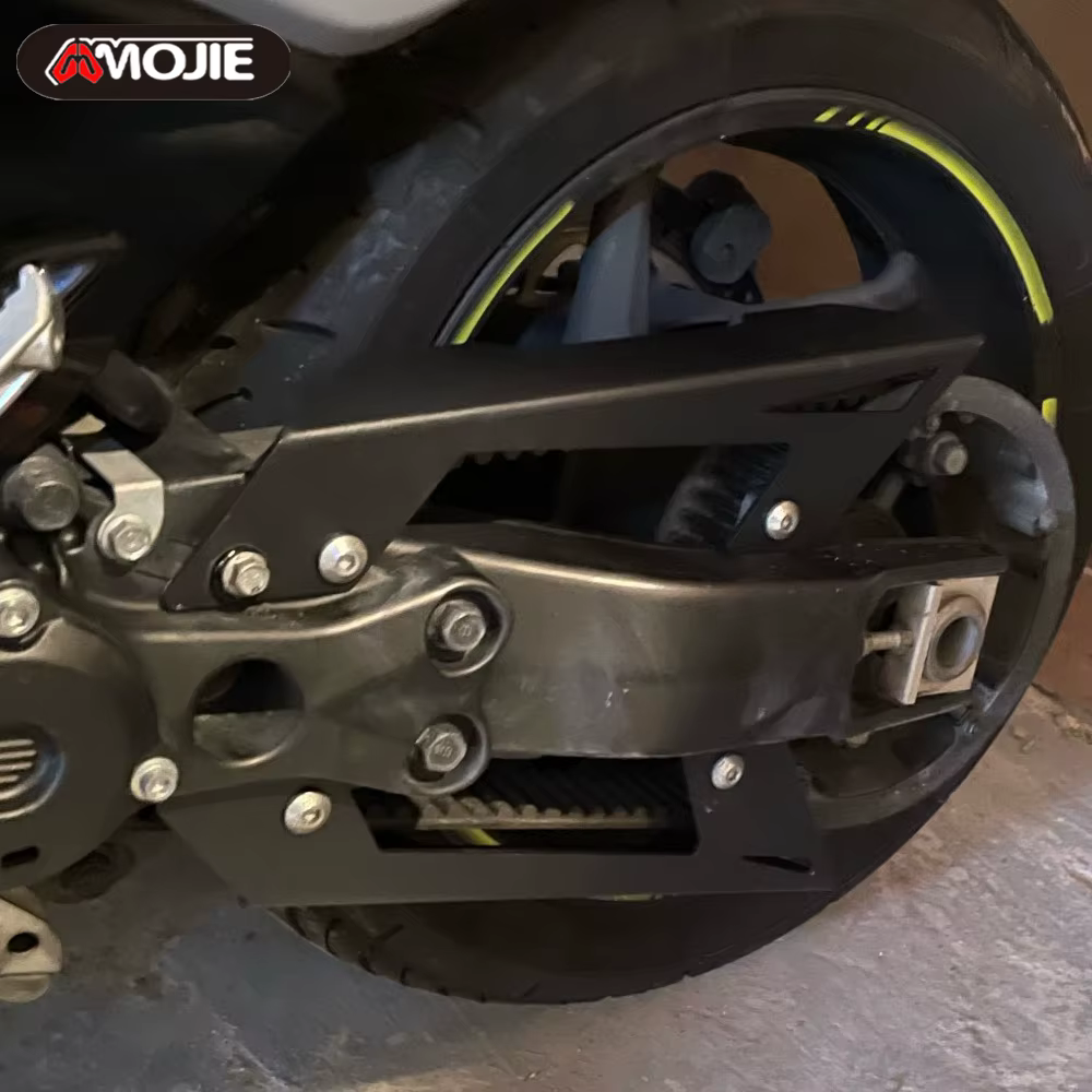 Couvercle de protection de ceinture de chaîne