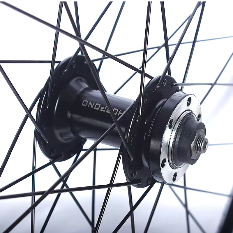 Jeu de roues de vélo de montagne