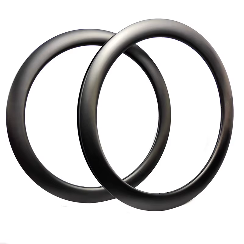 Jante en carbone large 38mm de largeur