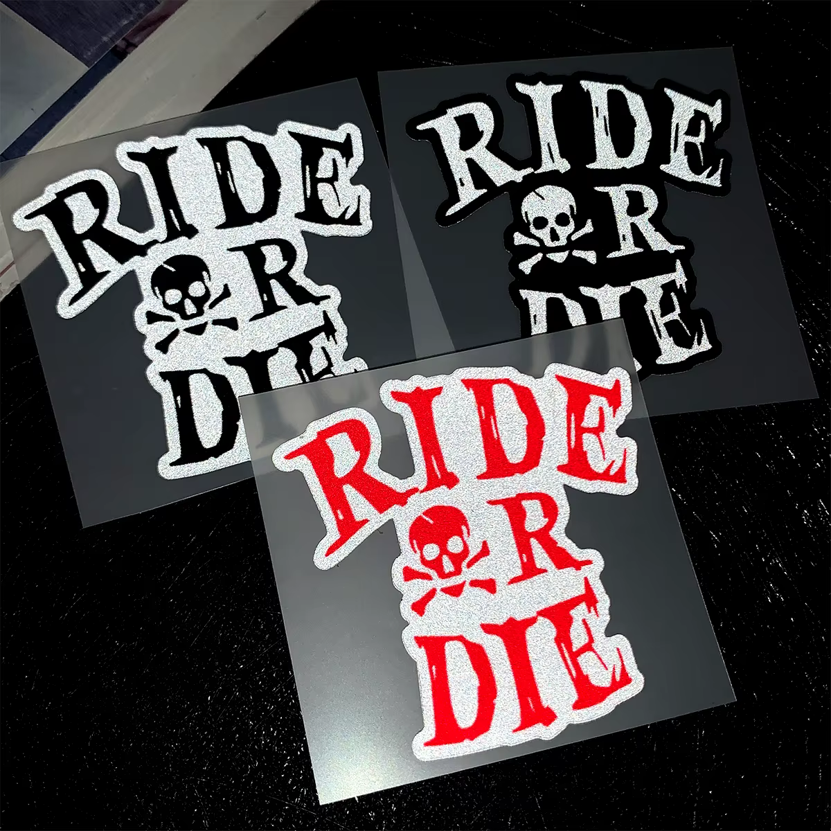 Autocollants réfléchissants personnalisés avec slogan pour cadre de vélo