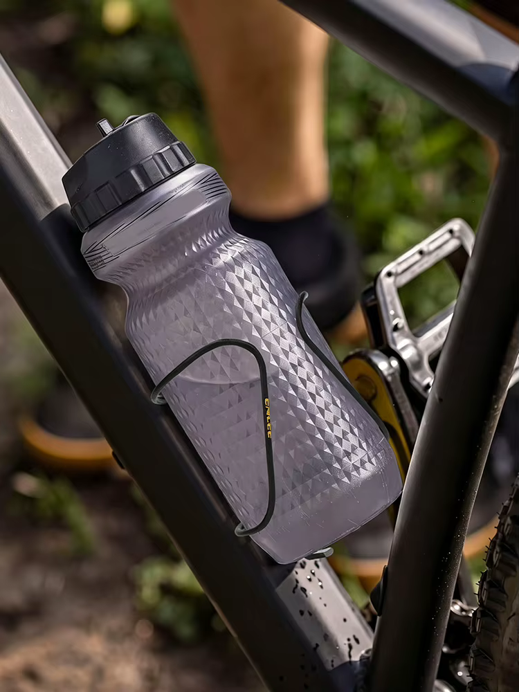 Porte-bouteille de vélo ultra léger en fibre de carbone haute performance pour vélos de route