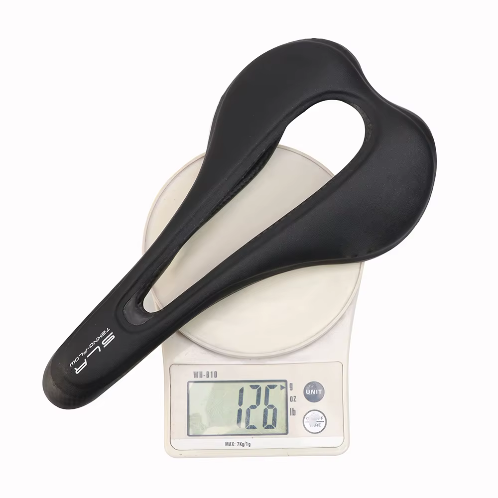 Selle de vélo de course ultralégère en fibre de carbone