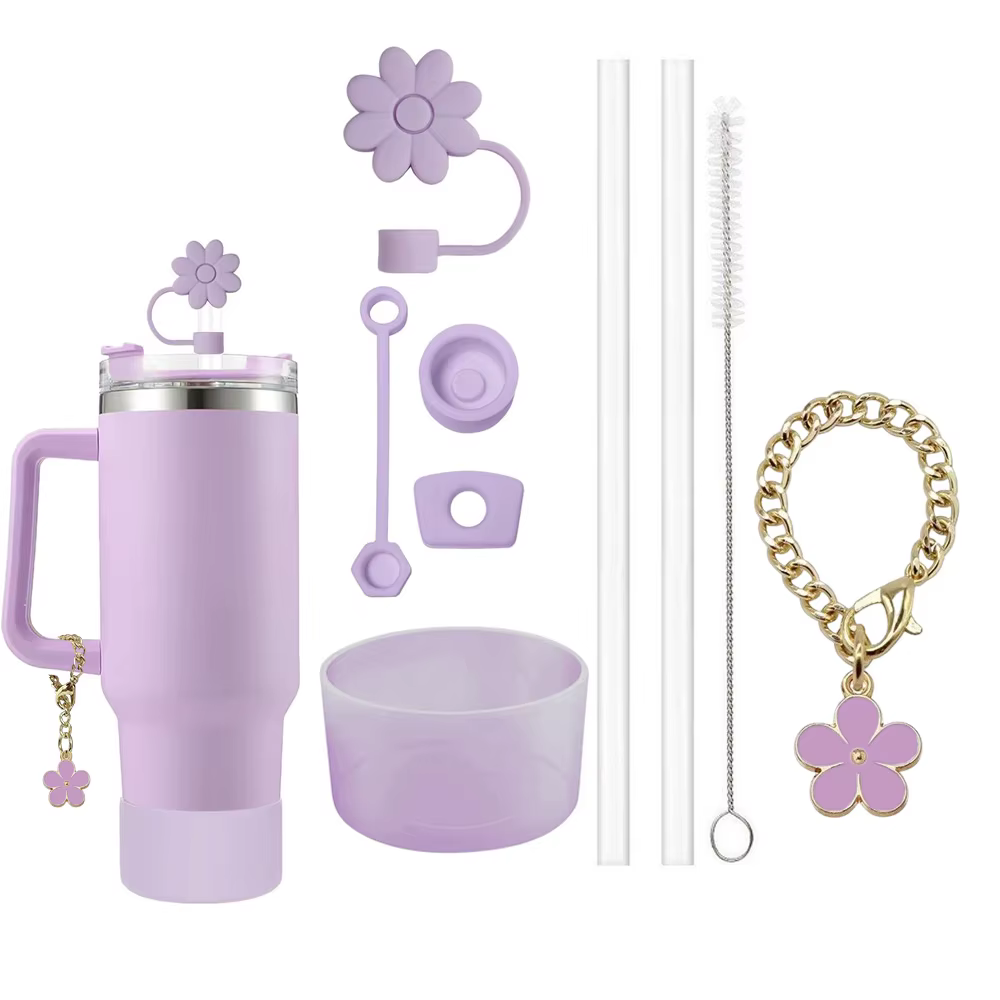 Ensemble d'accessoires 9 pièces, 3 bouchons anti-déversement, fleurs, couverture de paille, botte, 2 pièces, brosse et 1 chaîne à breloques en forme de fleur pour tasse Stanley