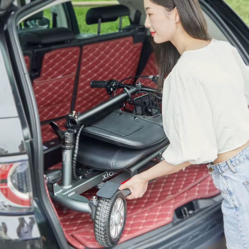 300W 36V 4 roues Scooters de mobilité pour handicapés pliable léger tout-Terrain gamme 32km Scooter électrique batterie amovible