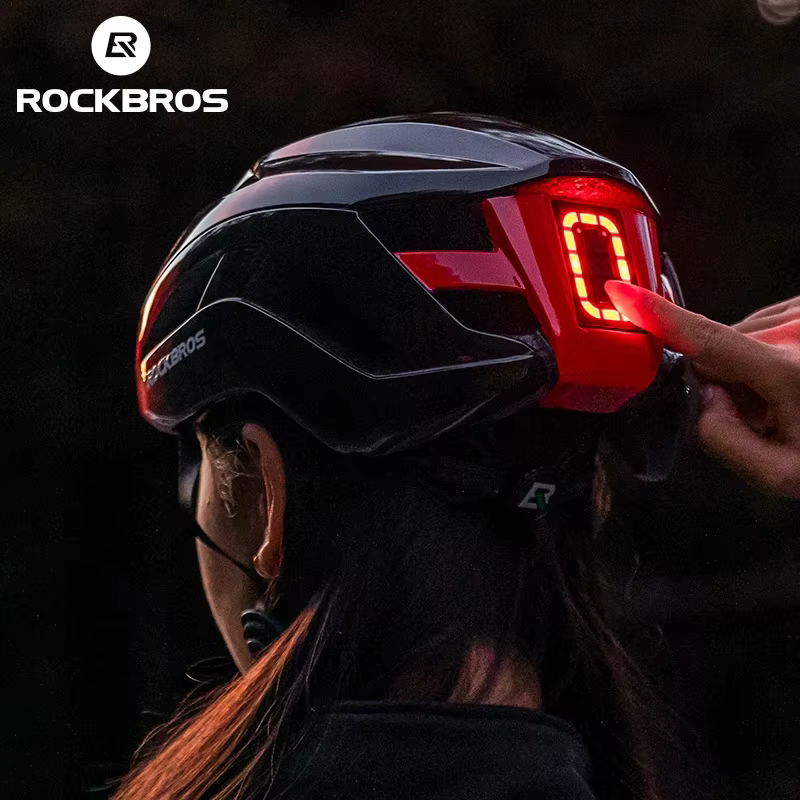 Casque de vélo avec lumière LED iodée