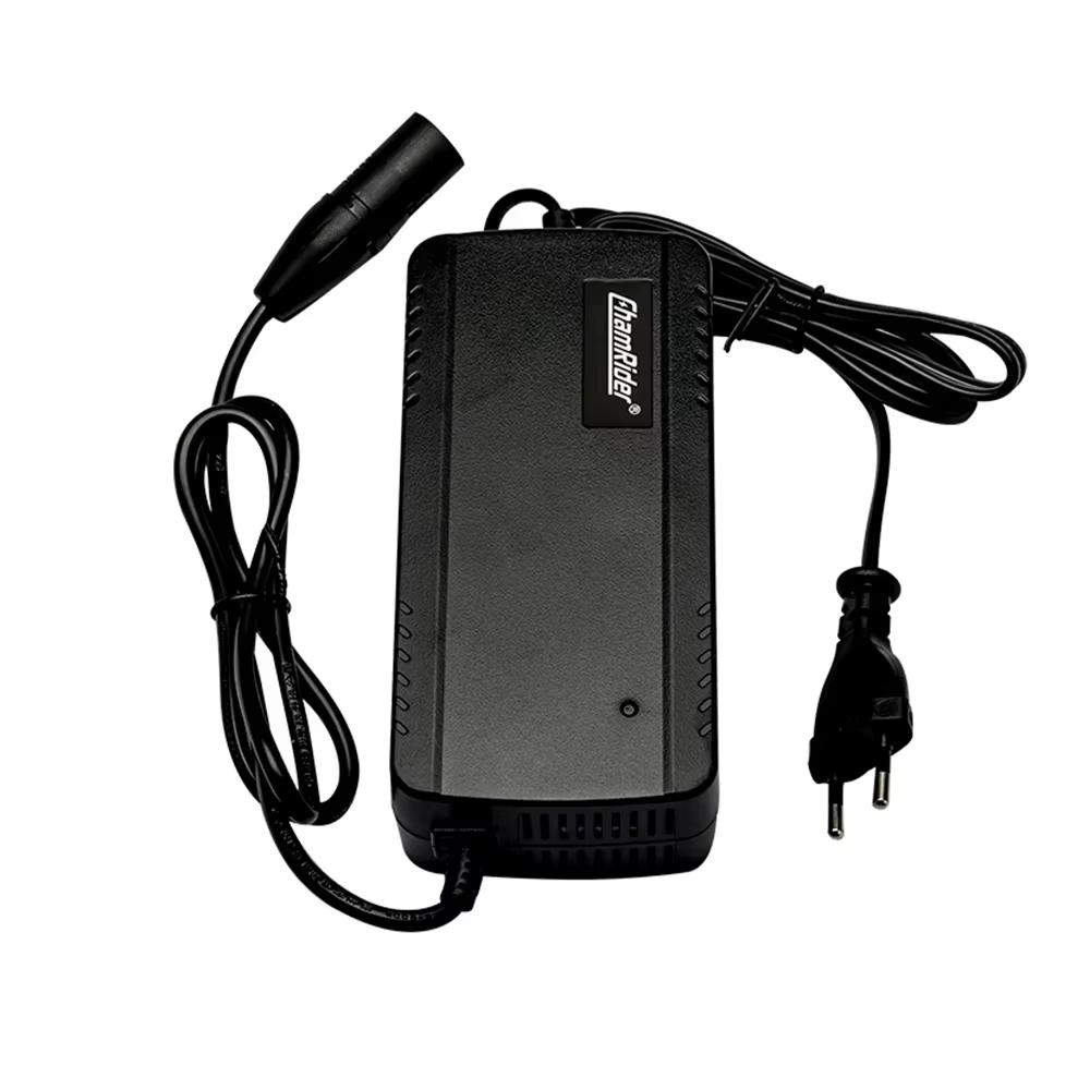 Chargeur de batterie au Lithium li-ion 4A 36V 48V 52V