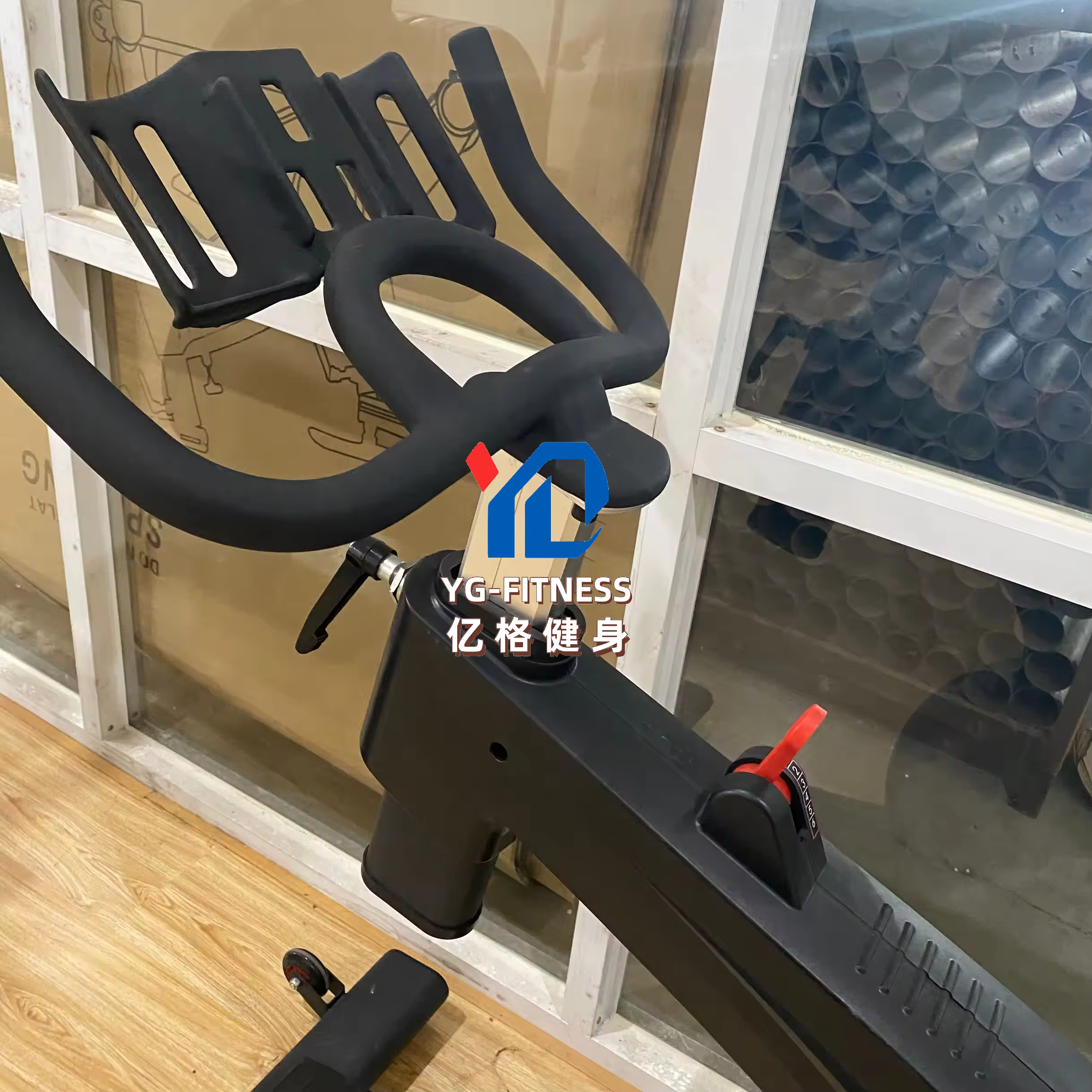 Vélo de spinning multifonction réglable pour la maison et les clubs – Idéal pour le fitness