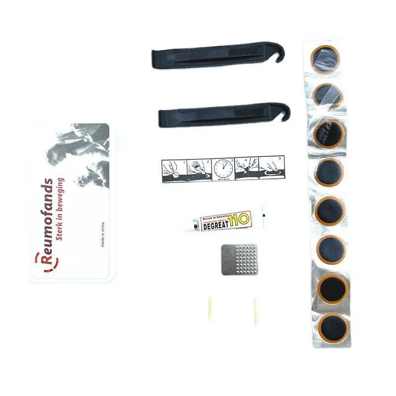 Kit de réparation de pneus de vélo avec patchs en caoutchouc