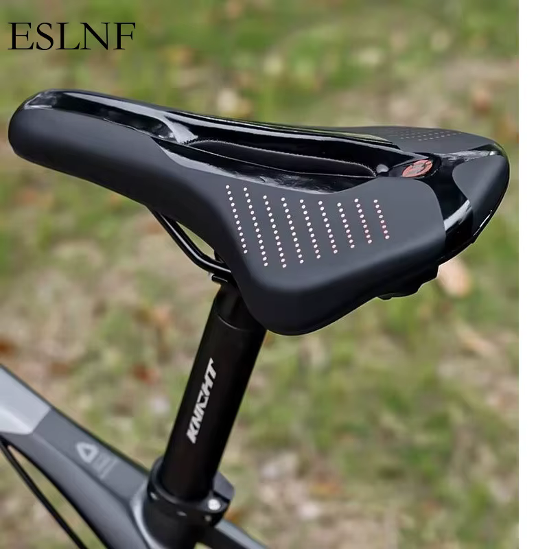 ESLNF Selle de vélo ultralégère en cuir confortable
