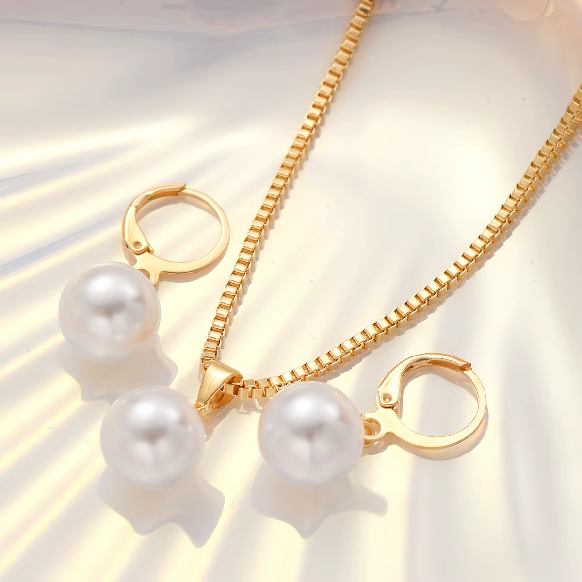 Ensemble de bijoux en perles pour femmes, boucles d'oreilles pendantes, pendentif, collier, Simple, délicat, tenue quotidienne, accessoires de fête