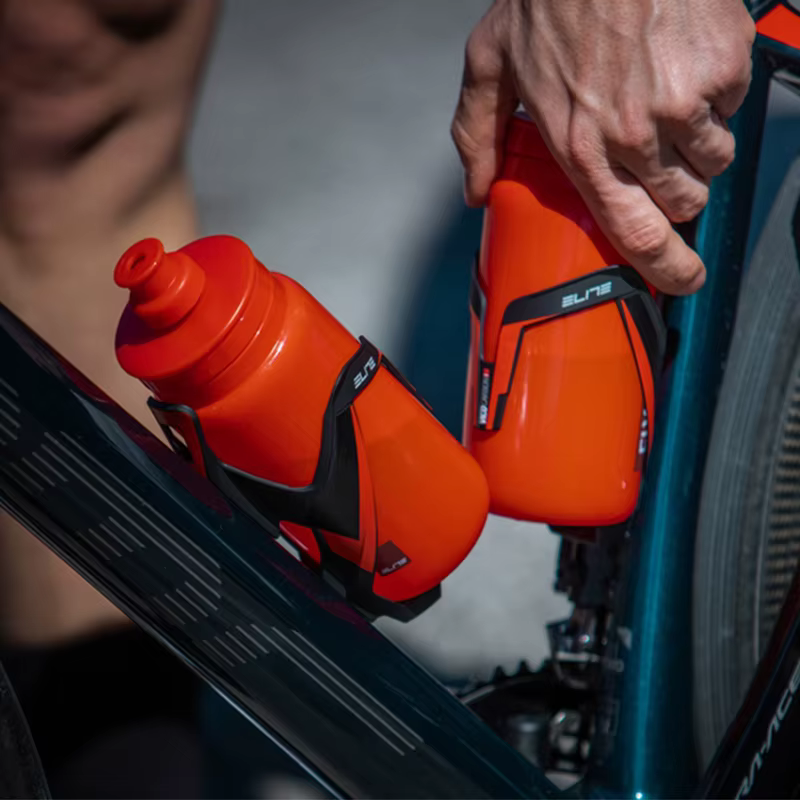 2023 nouvelle bouteille d'eau de cyclisme Elite FLY 550ml bouilloire de vélo de route Ultra légère 54g